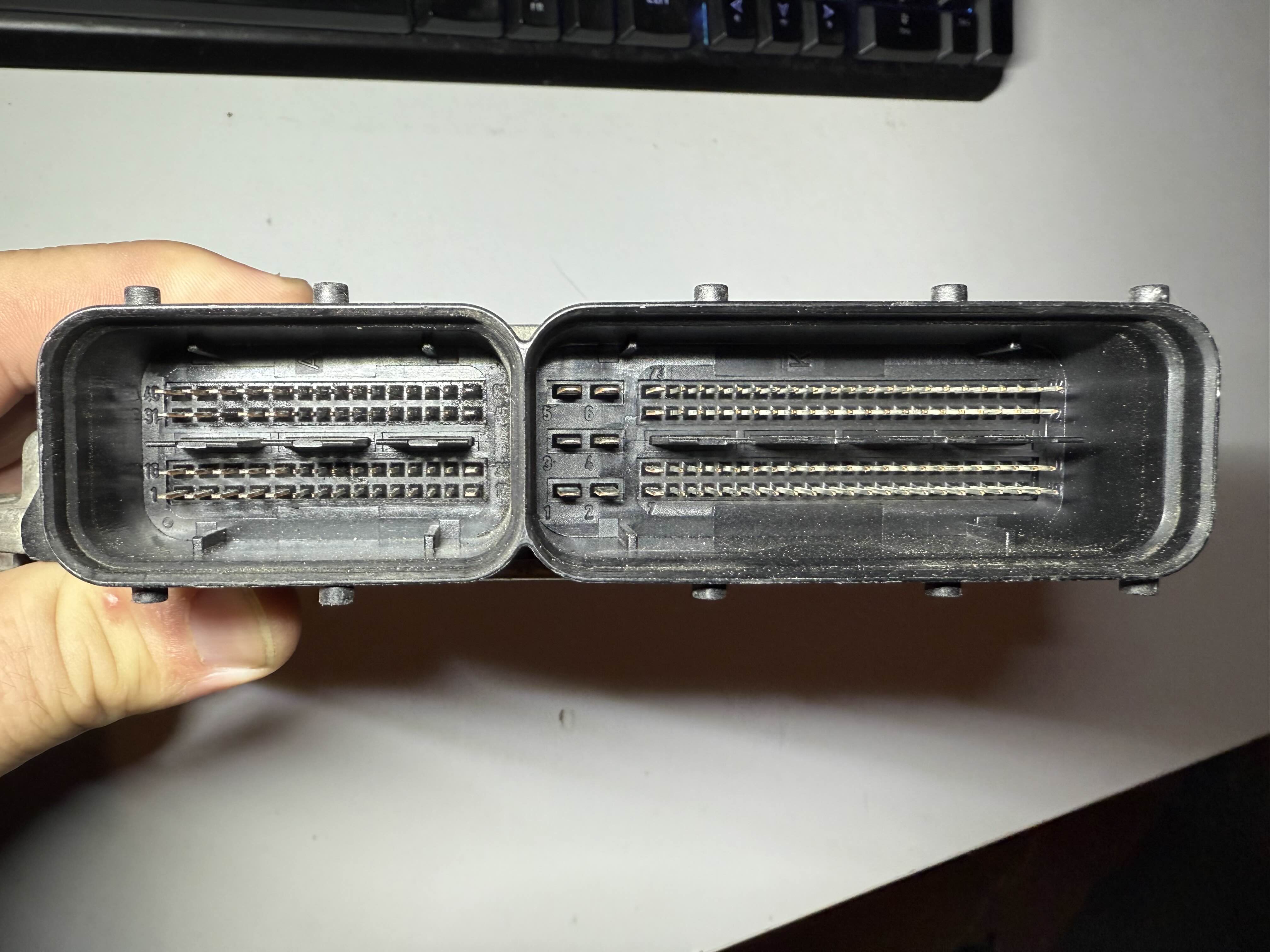 Fiat ECU - 0281014211 - 3